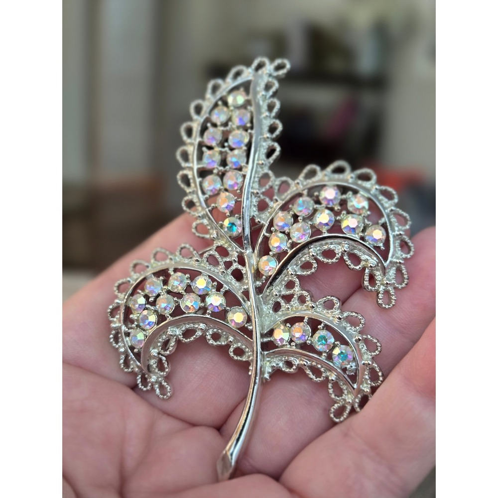 Emmons AB Stones Leaves Brooch Vintage Aurora Borealis  Stunning!